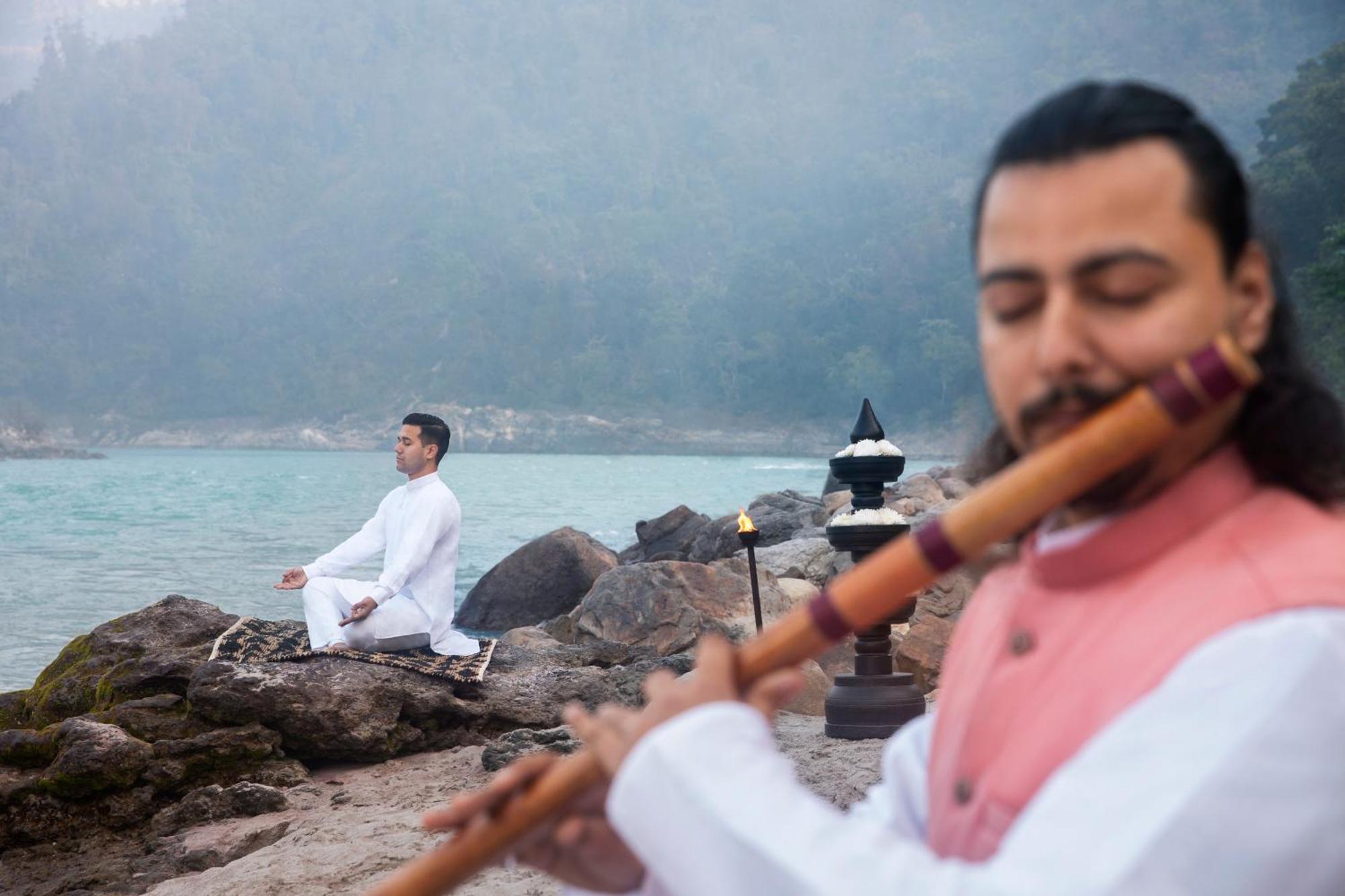 Отель Anand Kashi By The Ganges Rishikesh - Ihcl Seleqtions Sirasu Экстерьер фото