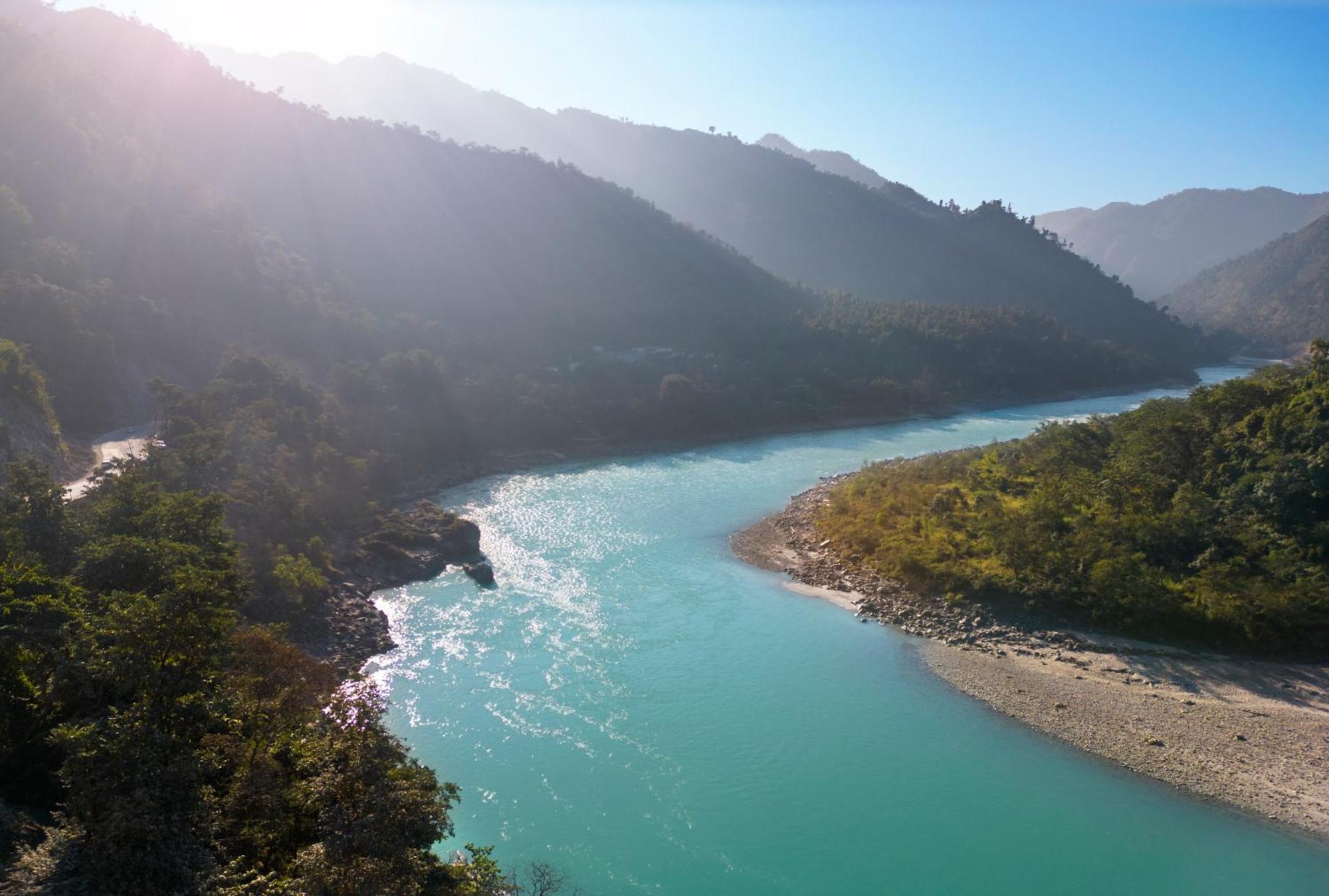Отель Anand Kashi By The Ganges Rishikesh - Ihcl Seleqtions Sirasu Экстерьер фото